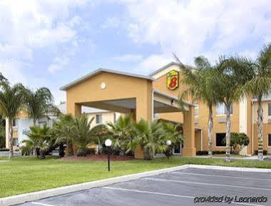 Super 8 By Wyndham Daytona Beach Exteriör bild